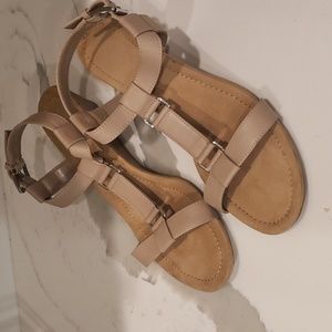 Chaps leather sandals size 8 5